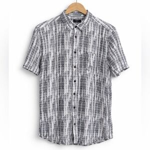 Basement Slim Fit Abstract Print Shirt M Viscose Button Up Short Sleeve